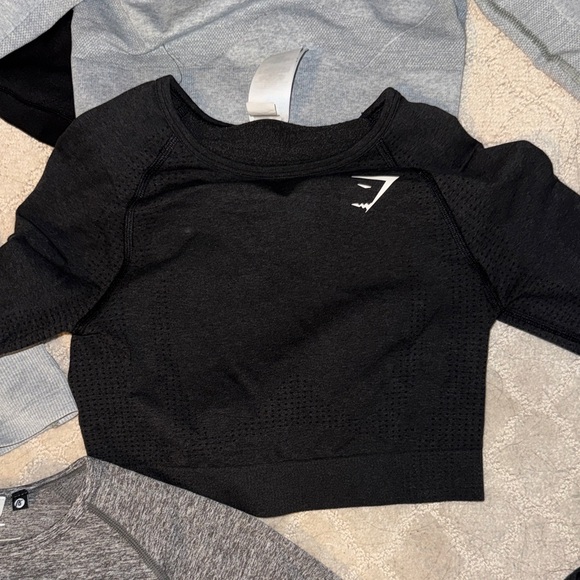 5!!! Gymshark and AYBL WORKOUT CROP TOPS - Picture 5 of 6